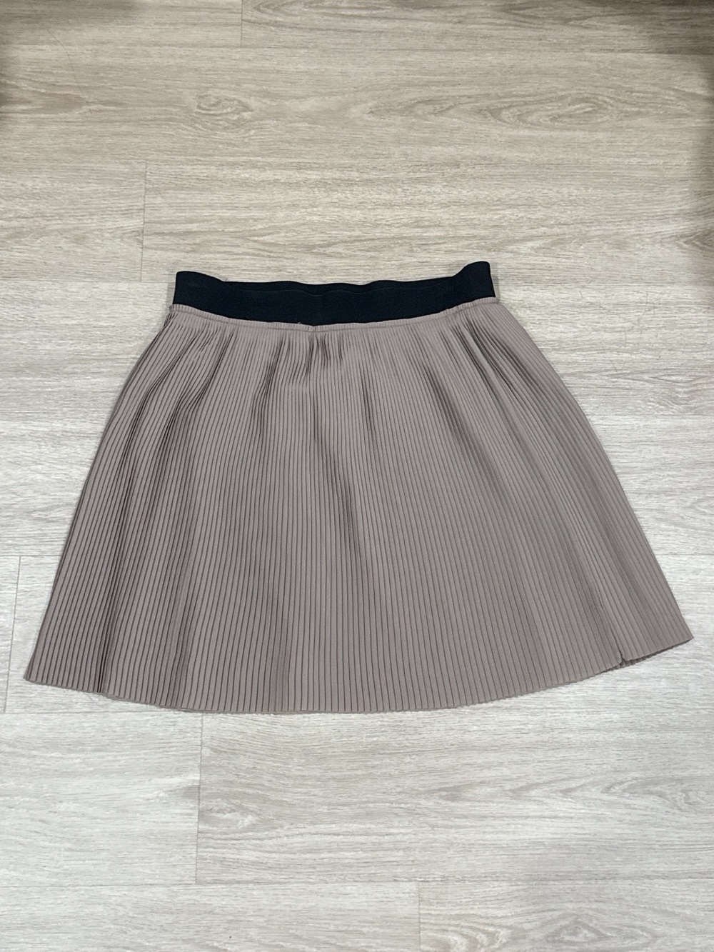 Cynthia Rowley Taupe Pleated Skater Skirt with Black Waistband